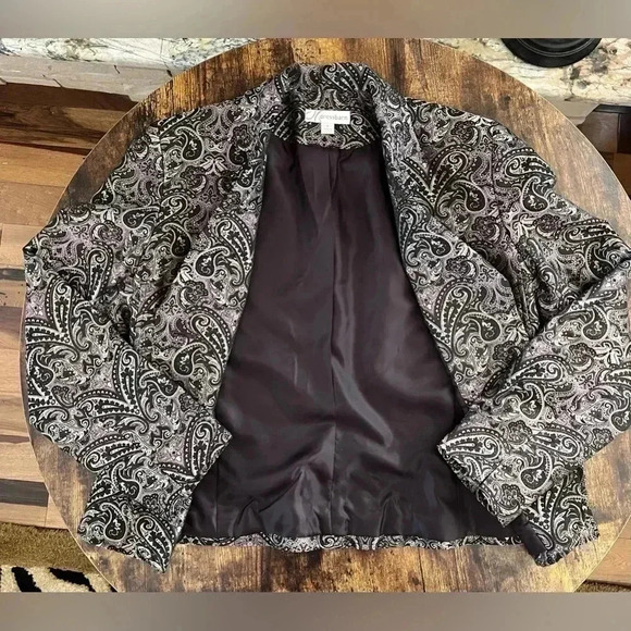 dressbarn | women’s brocade blazer/jacket. Size: 8. - Picture 8 of 16